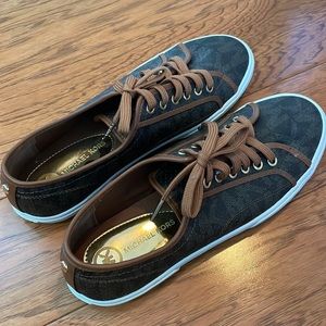 Michael Kors Womens shoes Never worn!